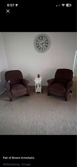 Pair of multicolor arm chairs