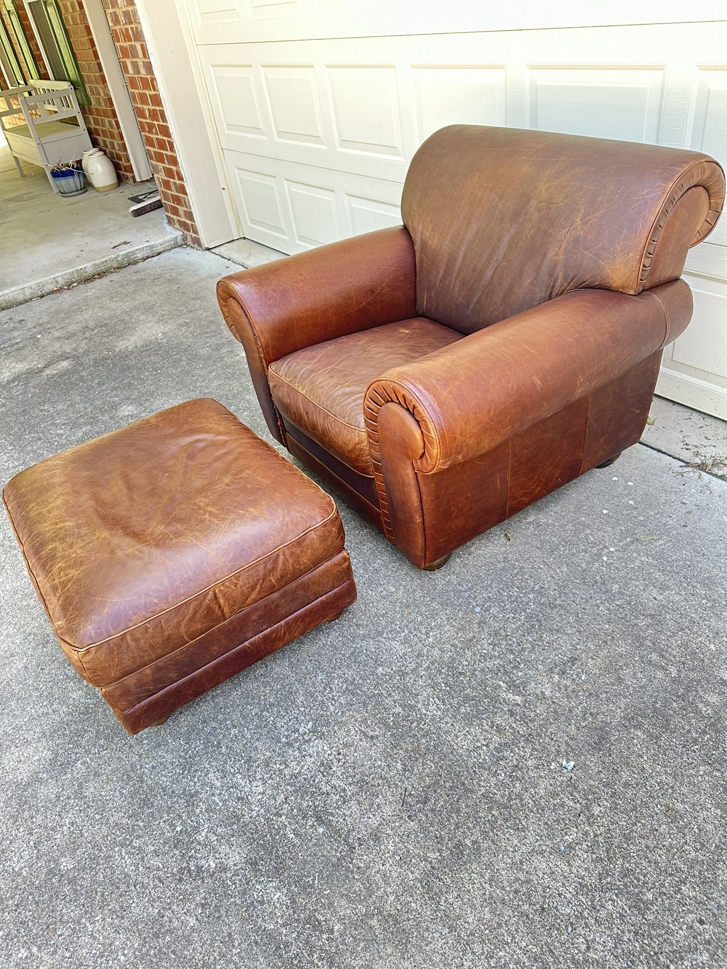 MADE in ITALY! VINTAGE ITALIAN  AGED LEATHER LOUNGE CHAIR & OTTOMAN!