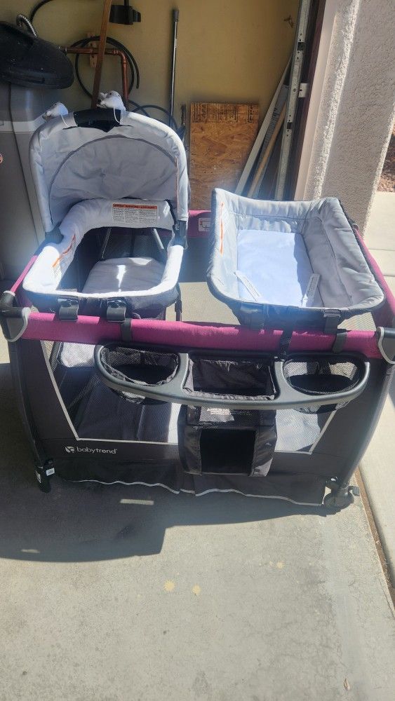 Baby trend Simply Snart Nursery Center