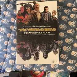 Walking Dead Compendium Four