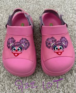 Toddler girls slip ons