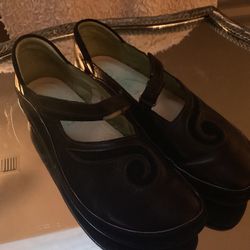 Naot Black Loafers 