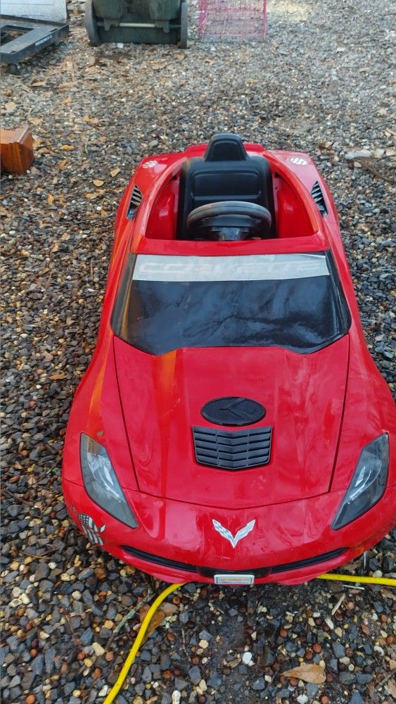 12 Volt Ride On Child's Corvette 