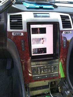 iPad in dash who next