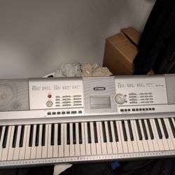Yamaha Keyboard Piano Dgx 205