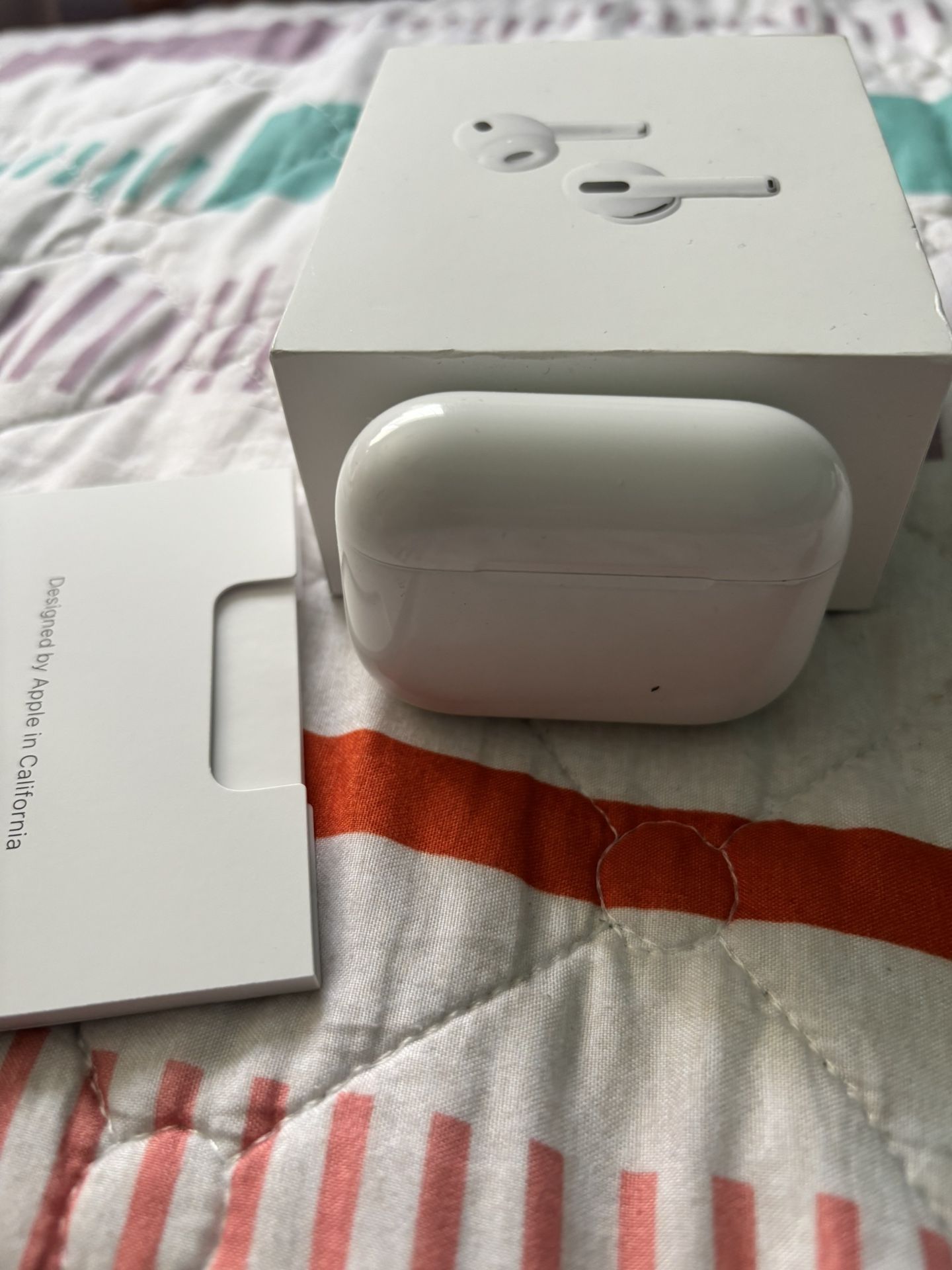Apple AirPods Pro 3rd Gen – Excellent Condition – Original Box – $180