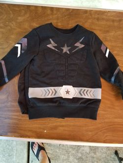 Superhero sweatshirt with cape