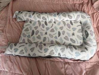Baby Lounger And elephant Tummy Time Cushion