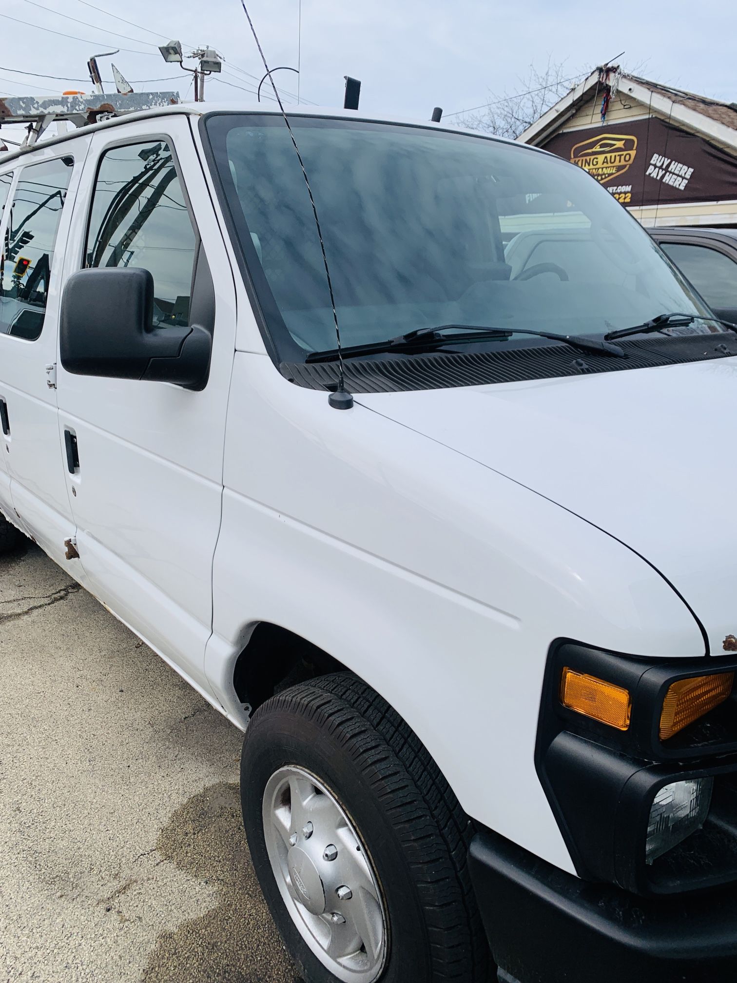 2013 Ford E-150