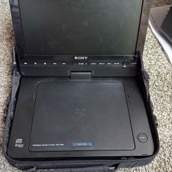 Portable DVD 📀 Player 