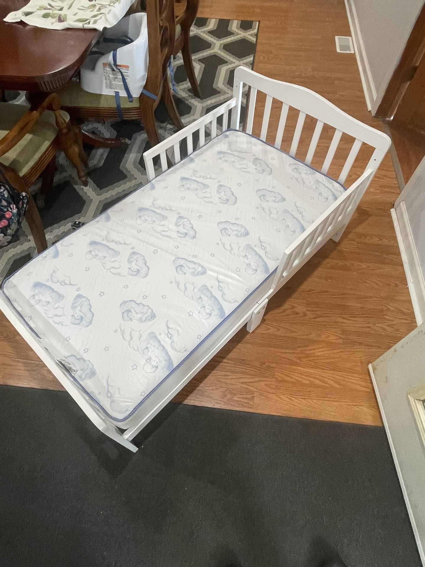 Toddler Bed + Mattress