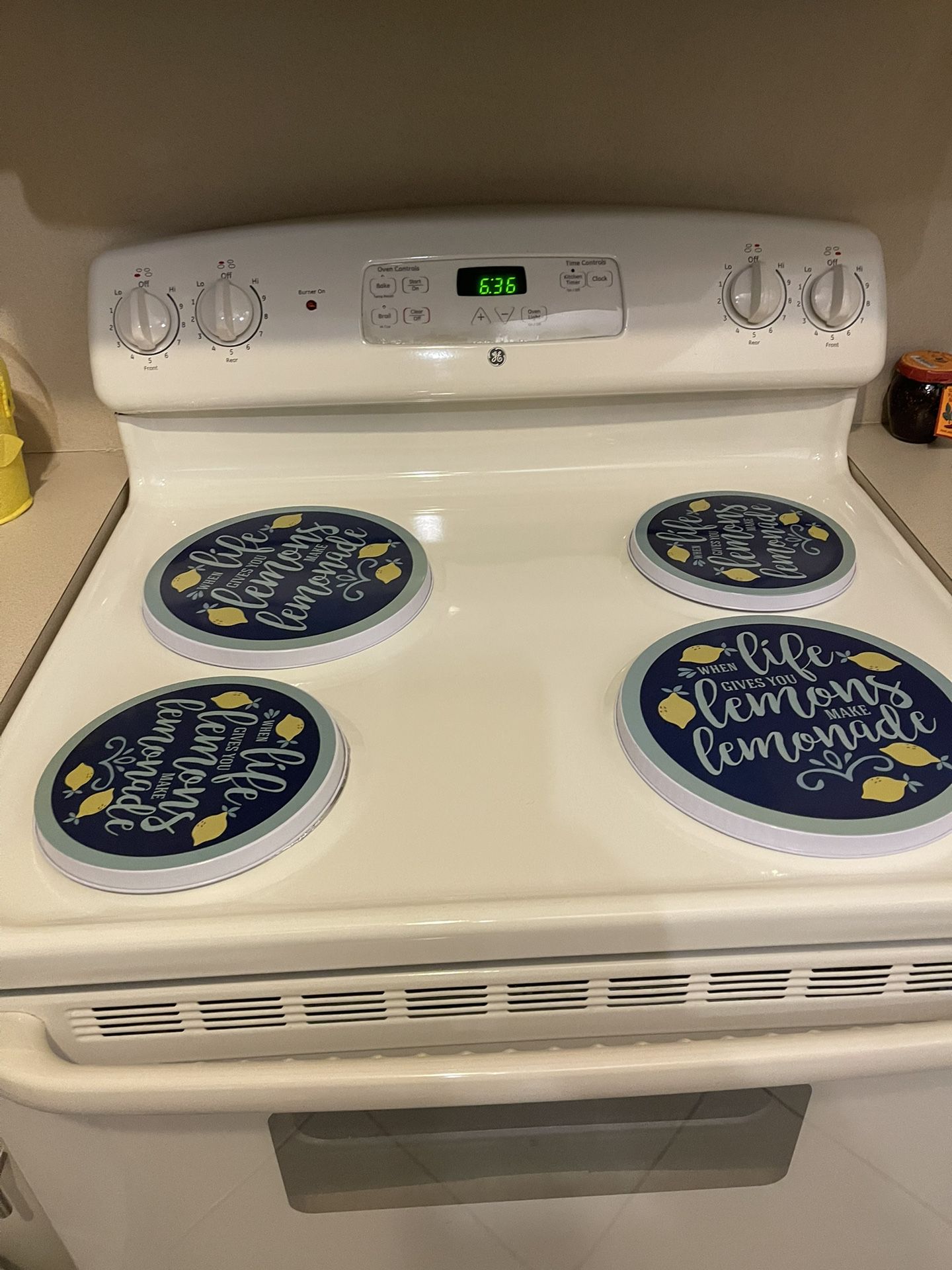 “FREE”Stove and over-the-range Microwave and Dishwasher
