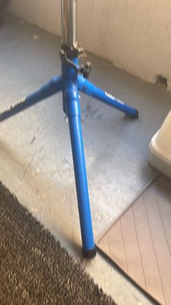 Park Tool Blue Tripod Stand Base