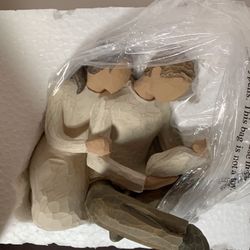 Willow Tree® New Life New Baby Family Figurine