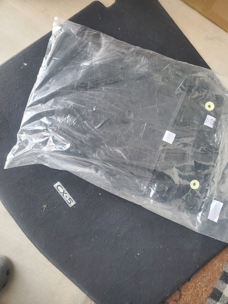 2022 MAZDA CX5 FLOOR /CARGO MAT