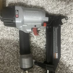 16 Gage Finish Nailer Porter Cable 