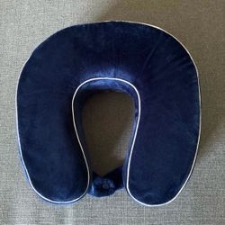 Plush Navy Travel Neck Pillow with Contrast Piping