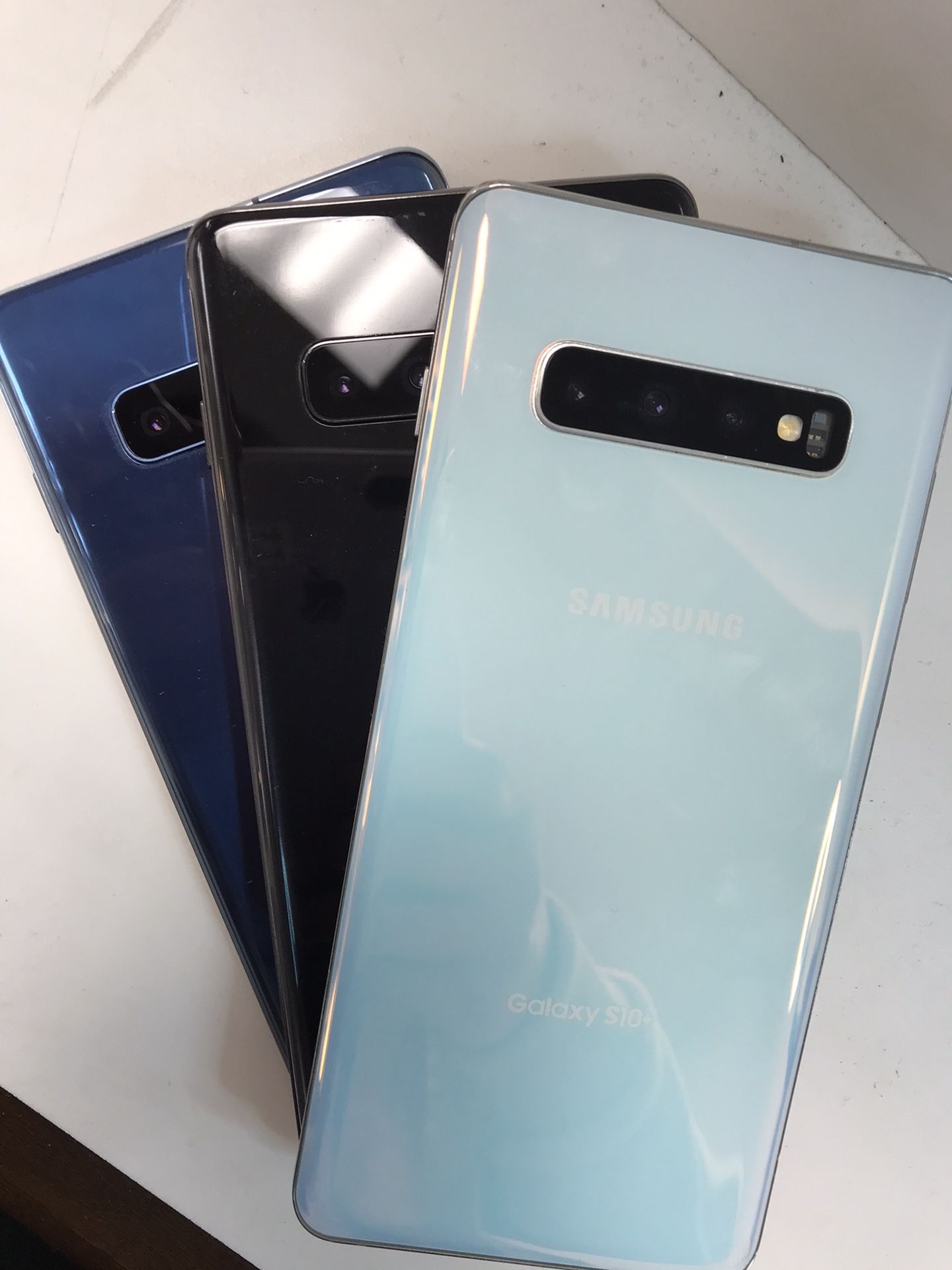 SAMSUNG GALAXY S10 PLUS EXCELLENT CONDITION UNLOCK WITH FREE ACTIVATION