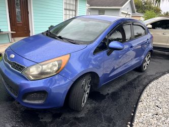2013 KIA Rio