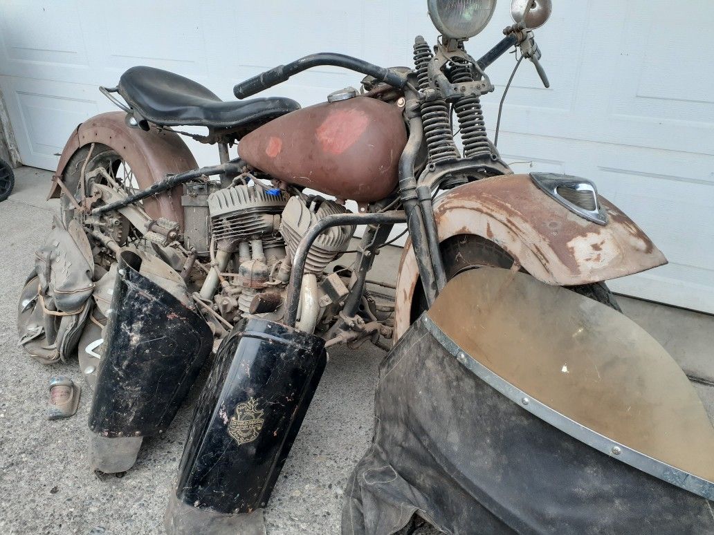 Harley davidson flathead 1942