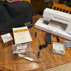 Baby Lock Jazz II Quilting /Sewing Machine plus accessories