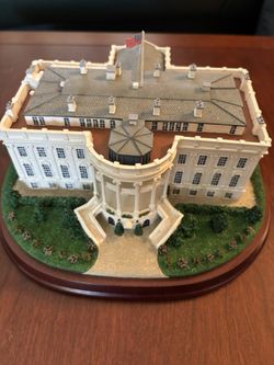 Danbury Mint The White House