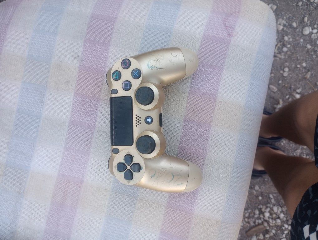 PS4 Controler