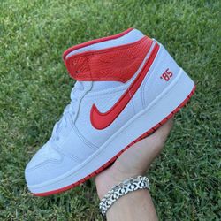 Jordan 1 Mid GS “85” Size 6.5Y/8W