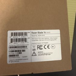 Razer Gaming laptop (AMD Ryzen ™ Al 9 365/ WQXGA+ 120Hz Display/ 32GB RAM/ 1TB SSD/ RTX 5070 laptop GPU)