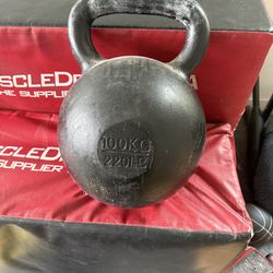 Massive 220lb kettlebell