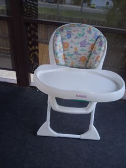 Play school high chair great condition
