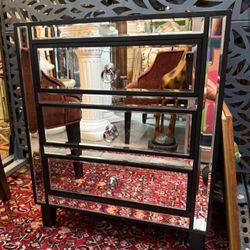 Mirror Wood Nightstand With Three Drawers 