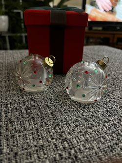 Glass Lenox Tree Ornament, Salt and Pepper shaker