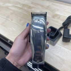 Andis Master Cordless Clipper 