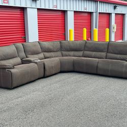 POWER RECLINER SECTIONAL COUCH - CITY FURNITURE - GREAT CONDITION - DELIVERY AVAILABLE 🚚