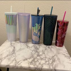 Starbucks Cups 