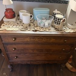 Antique 4 drawer buffet/coffee bar