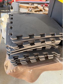 EVA Interlocking Foam Floor Tiles