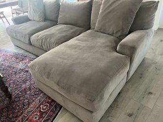 Macy’s Comfortable Lounge Sofa with Chaise
