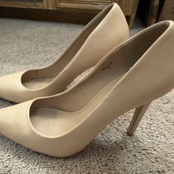 Nude Pump Heels 