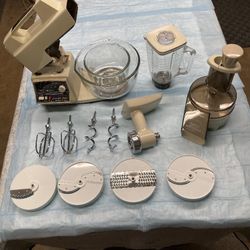 Oster Regency Stand Mixer/Blender/Grinder/Slicer Set