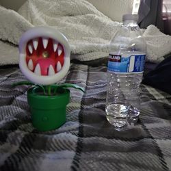 Mario piranha plant light