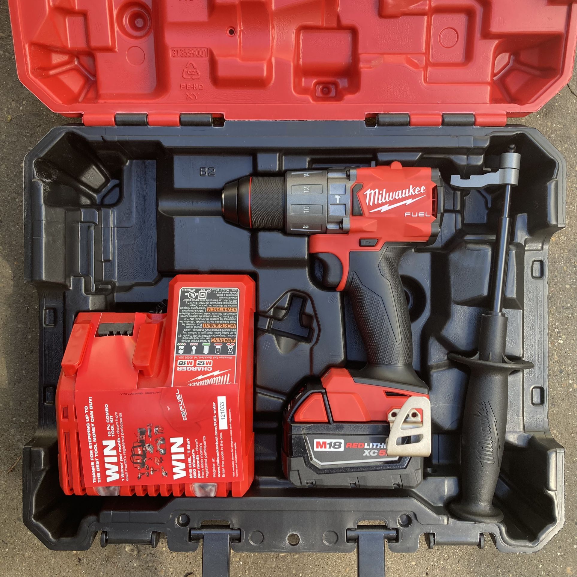 Milwaukee M18 Fuel 1/2 Inch Hammer Drill With (1) 5.0 Battery, Charger & Hard Plastic Carry Case