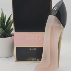 Carolina Herrera
 
Good Girl Blush Eau de Parfum Hair Mist

1 fl 