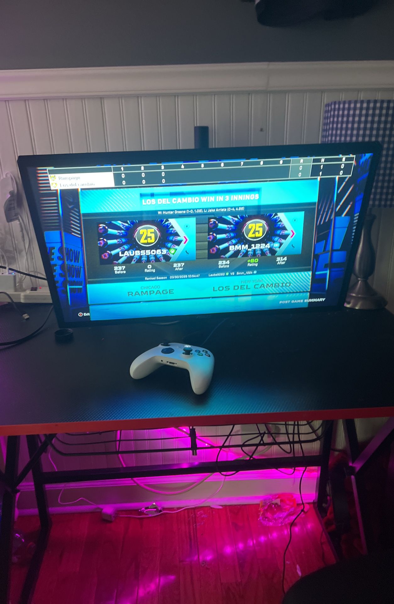 120 Hz Monitor With Dual Monitor Stand