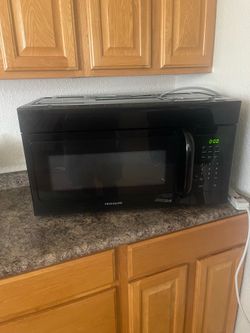 Frigidaire over the stove microwave