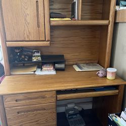Solid Oak Desk & Hutch