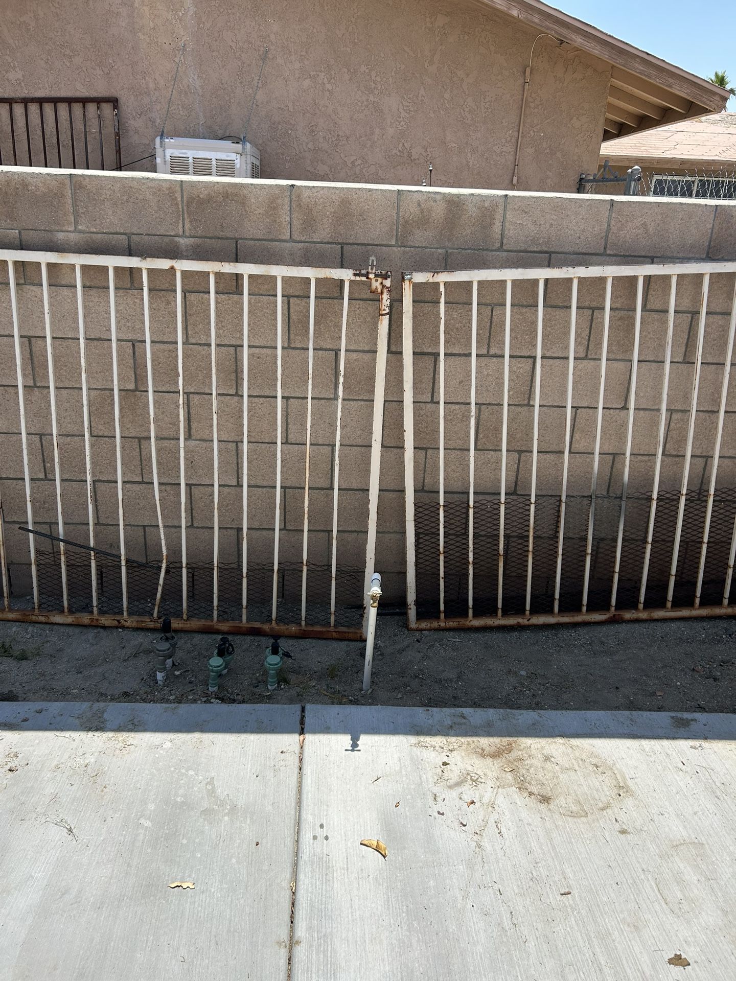 Gate Door