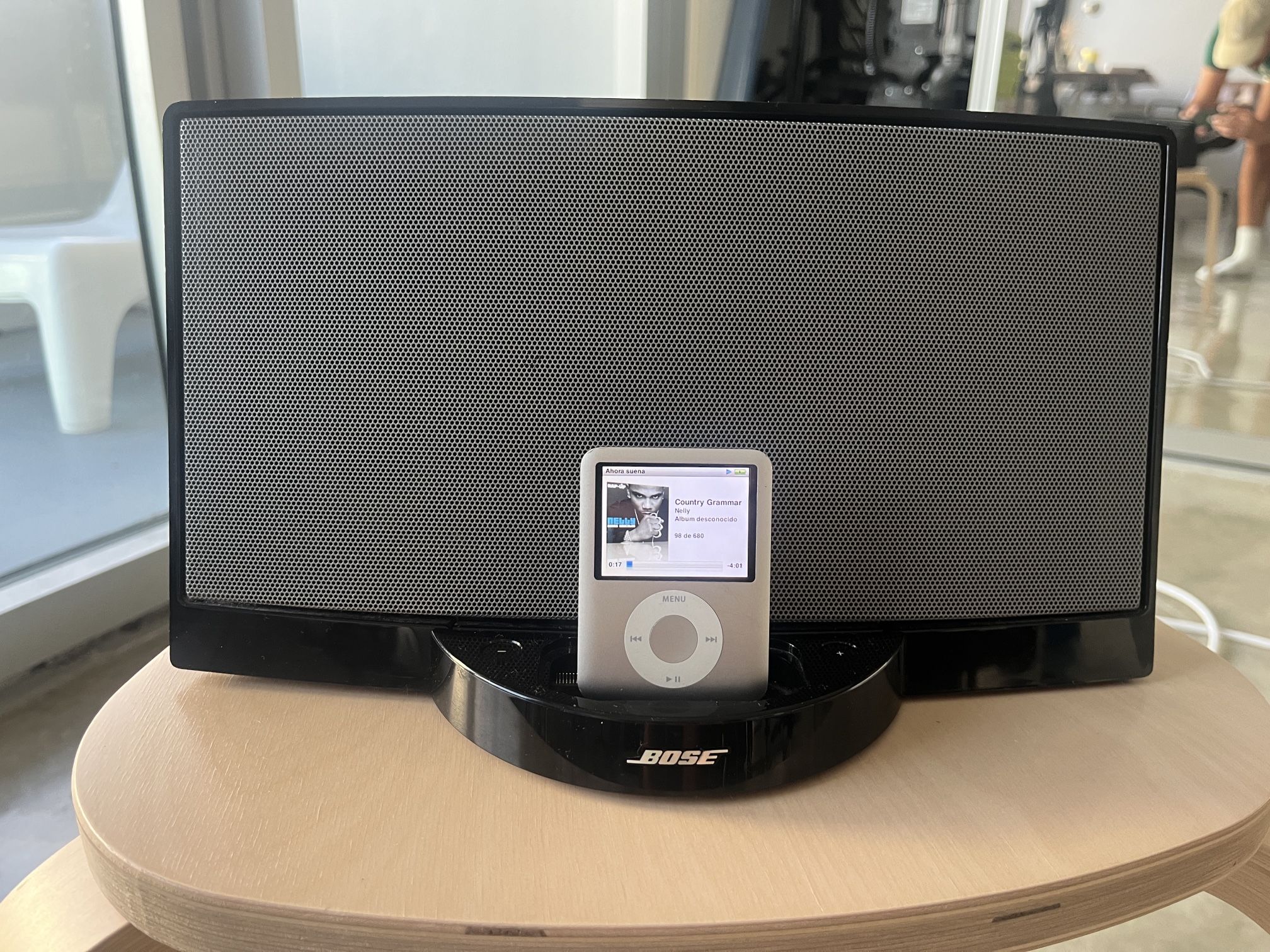 iPod Nano + Bose Speaker