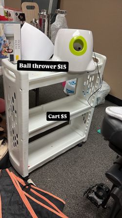 Moving sale